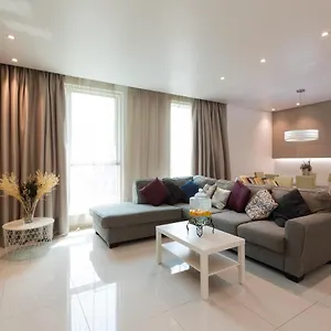  Hostal Intercube
