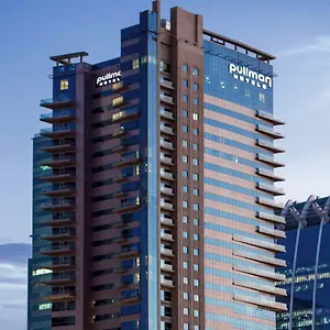 5* מלון Pullman Jumeirah Lakes Towers
